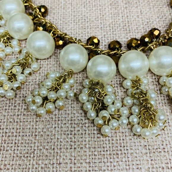 Erika Lyons Gold Pearl Statement Necklace - Picture 2 of 3